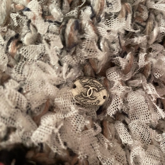 CHANEL Cashmere Blend Hat - Picture 5 of 10